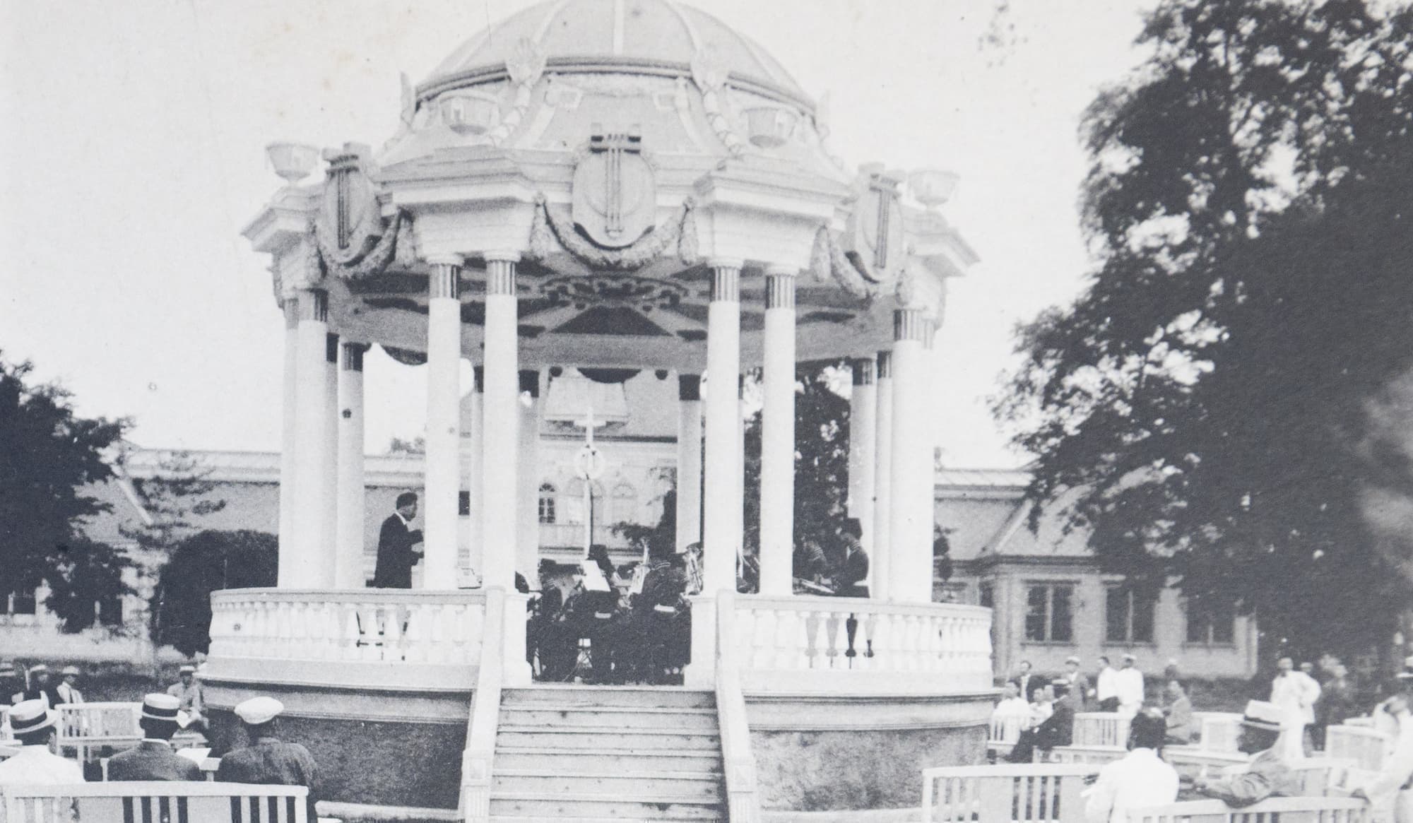 開道50年記念北海道博覧会第1会場「音楽堂」